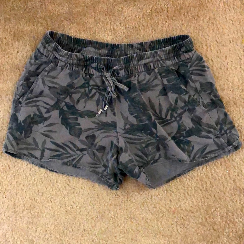 Old navy printed drawstring shorts